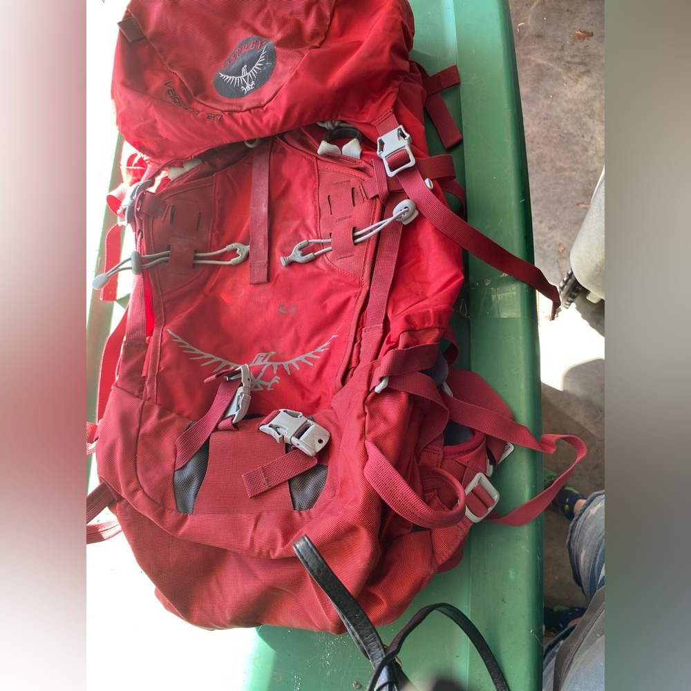 Osprey variant 37 women’s backpack